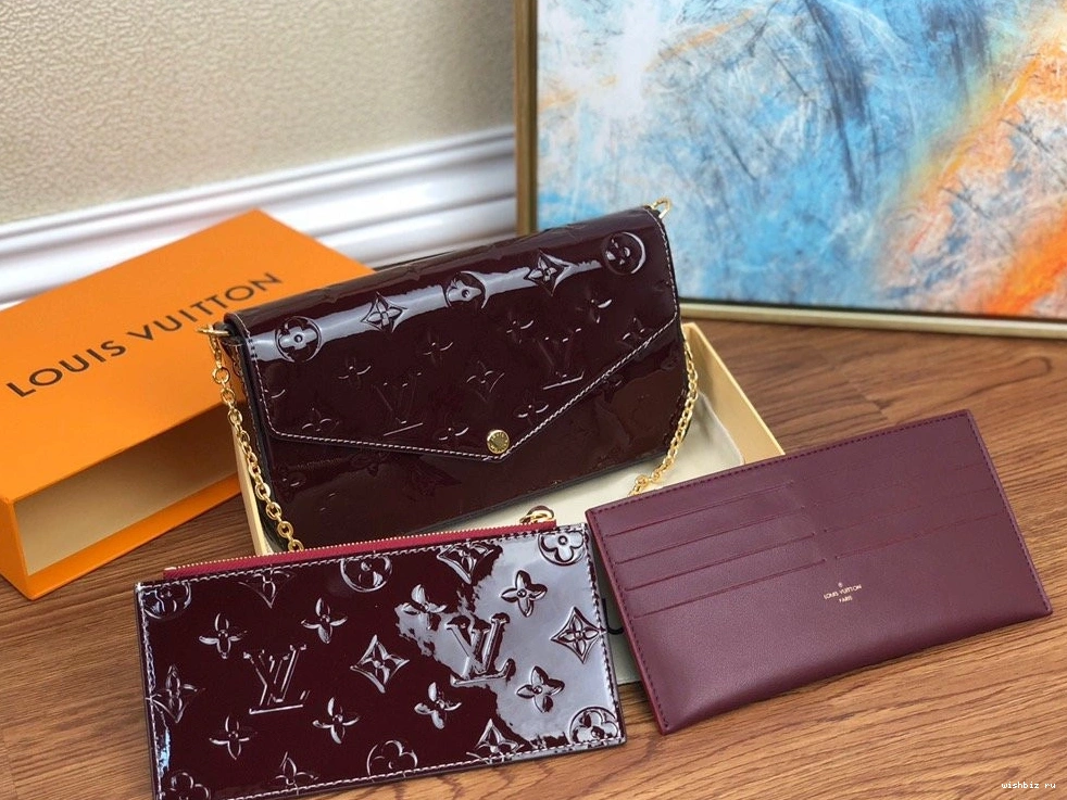 WIS POCHETTE FÉLICIE VUITTON LOUIS 0226